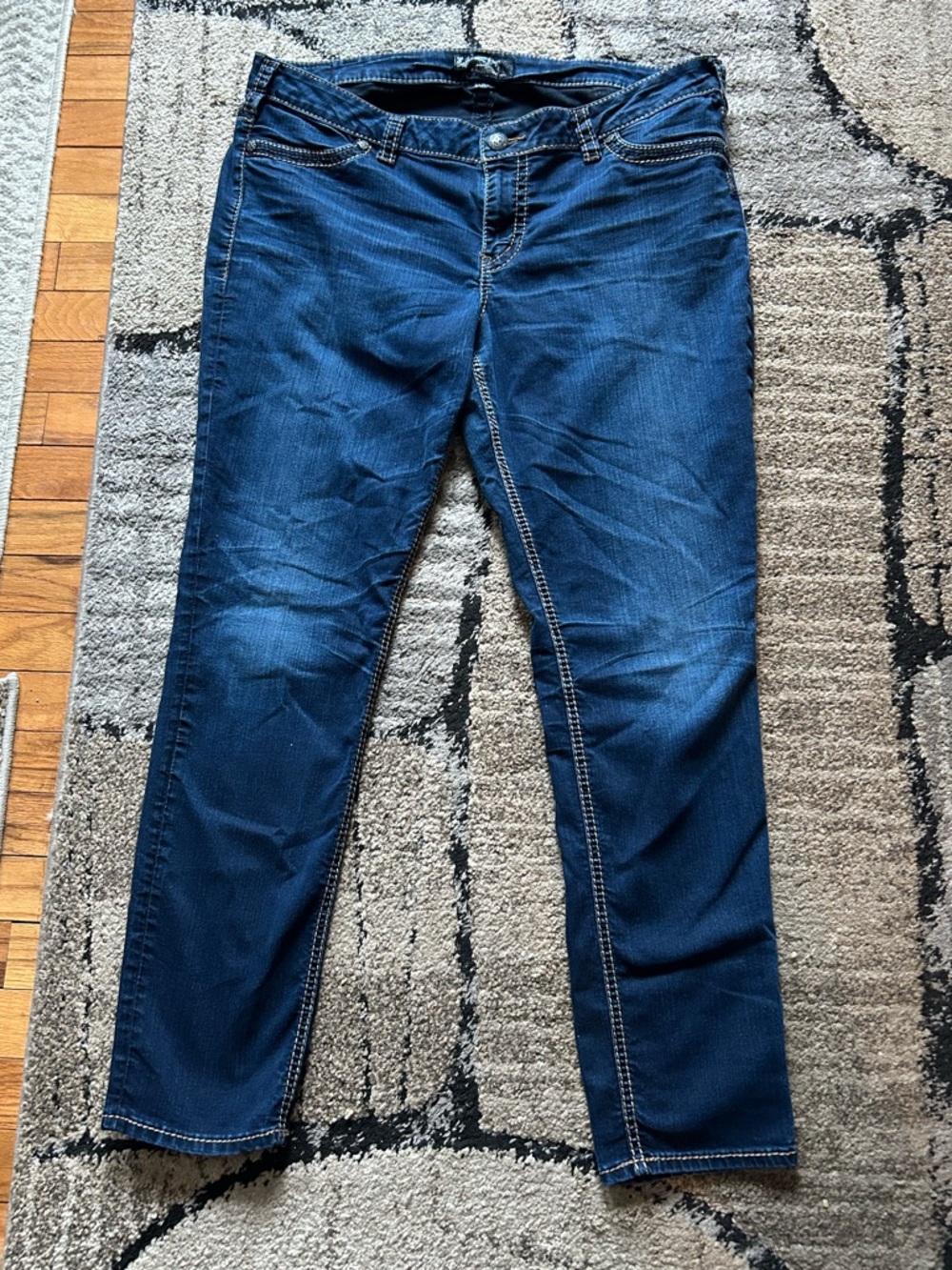 Silver Women's Dark Blue Stretch Jeans
